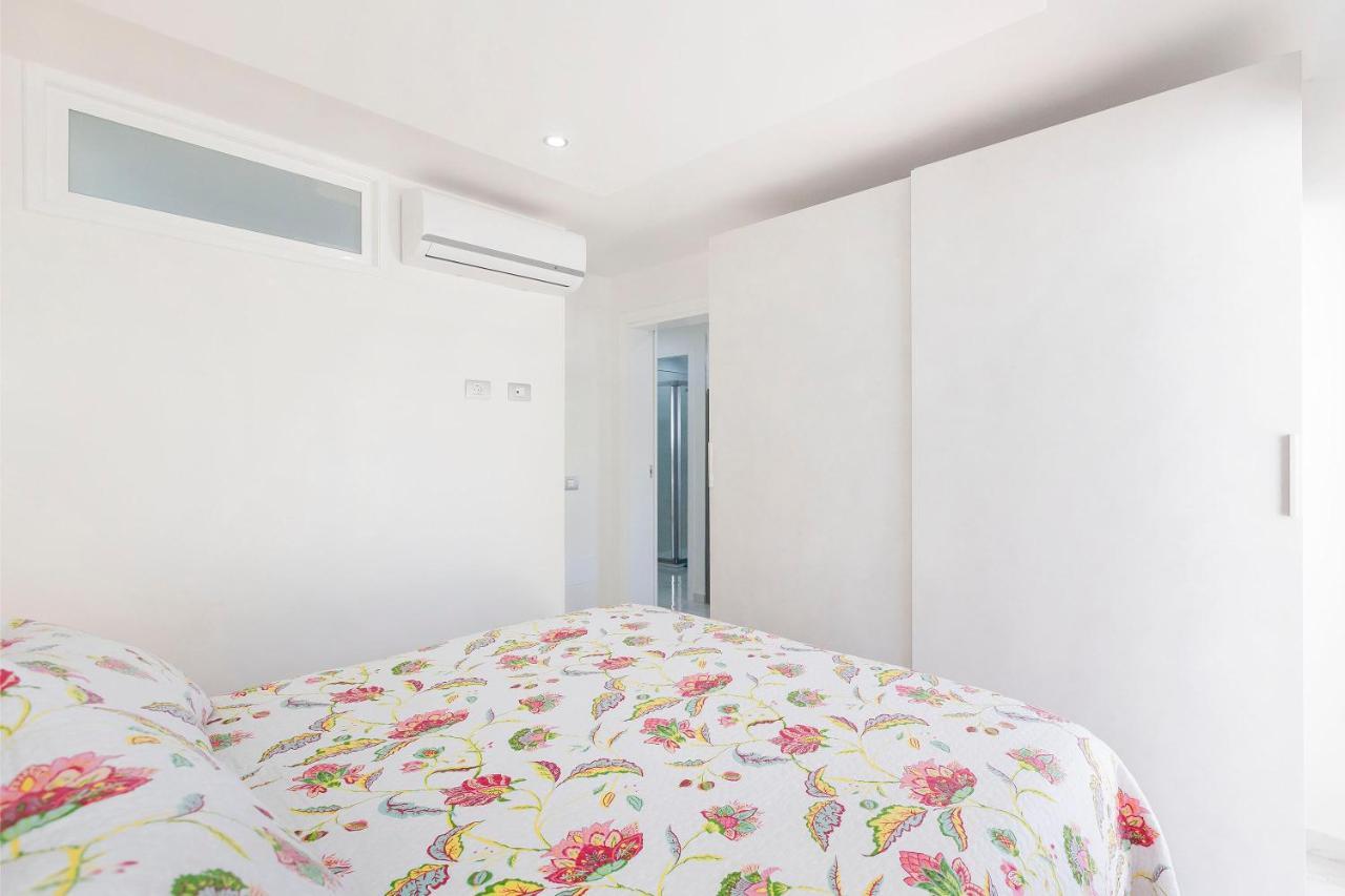 Apartamento Sara En Playa De Las Americas - Sara Vacation Арона Екстер'єр фото
